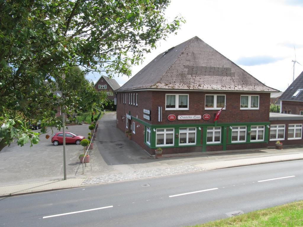 Hotel Deutsches Haus Francop Hamburg Exterior photo